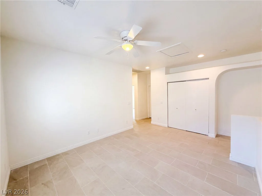 6733 Barrington Hills, Las Vegas, NV 89149