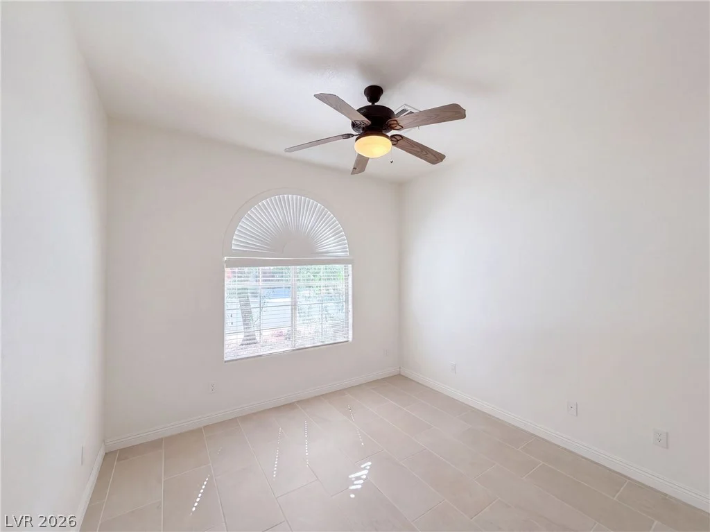 6733 Barrington Hills, Las Vegas, NV 89149