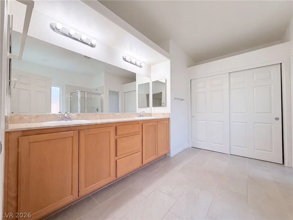 6733 Barrington Hills, Las Vegas, NV 89149
