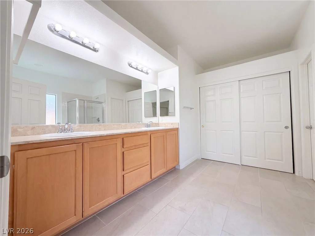 6733 Barrington Hills, Las Vegas, NV 89149