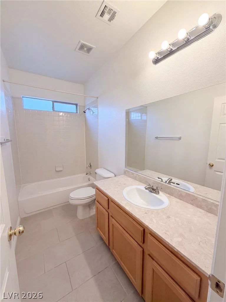 6733 Barrington Hills, Las Vegas, NV 89149