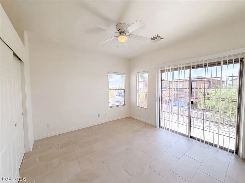 6733 Barrington Hills, Las Vegas, NV 89149