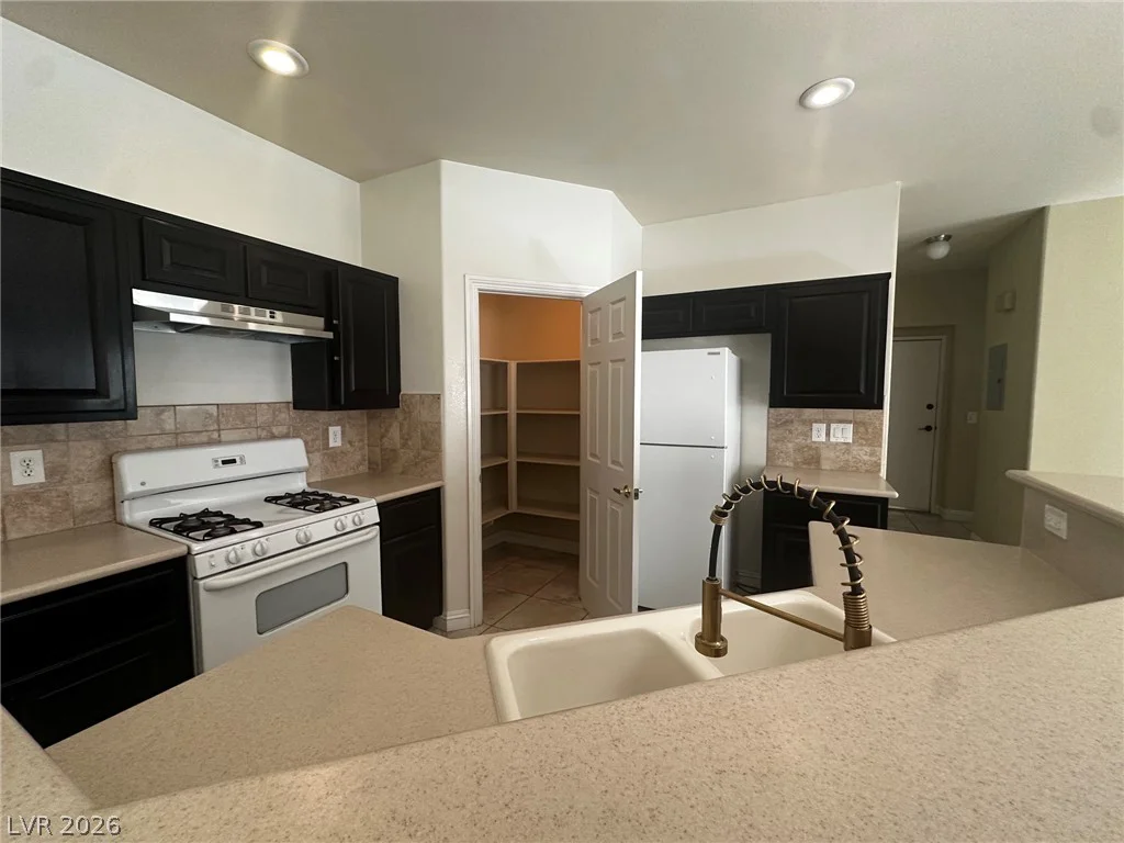 5516 Ante Up, Las Vegas, NV 89122