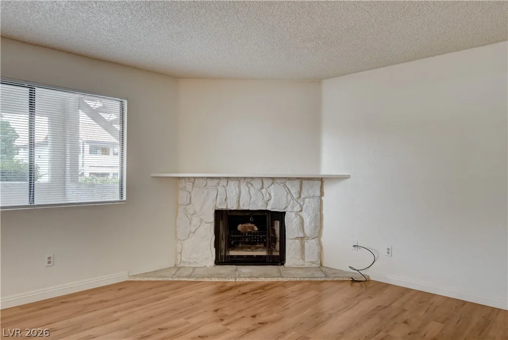 2713 Beaver Creek, Las Vegas, NV 89117