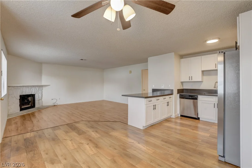 2713 Beaver Creek, Las Vegas, NV 89117