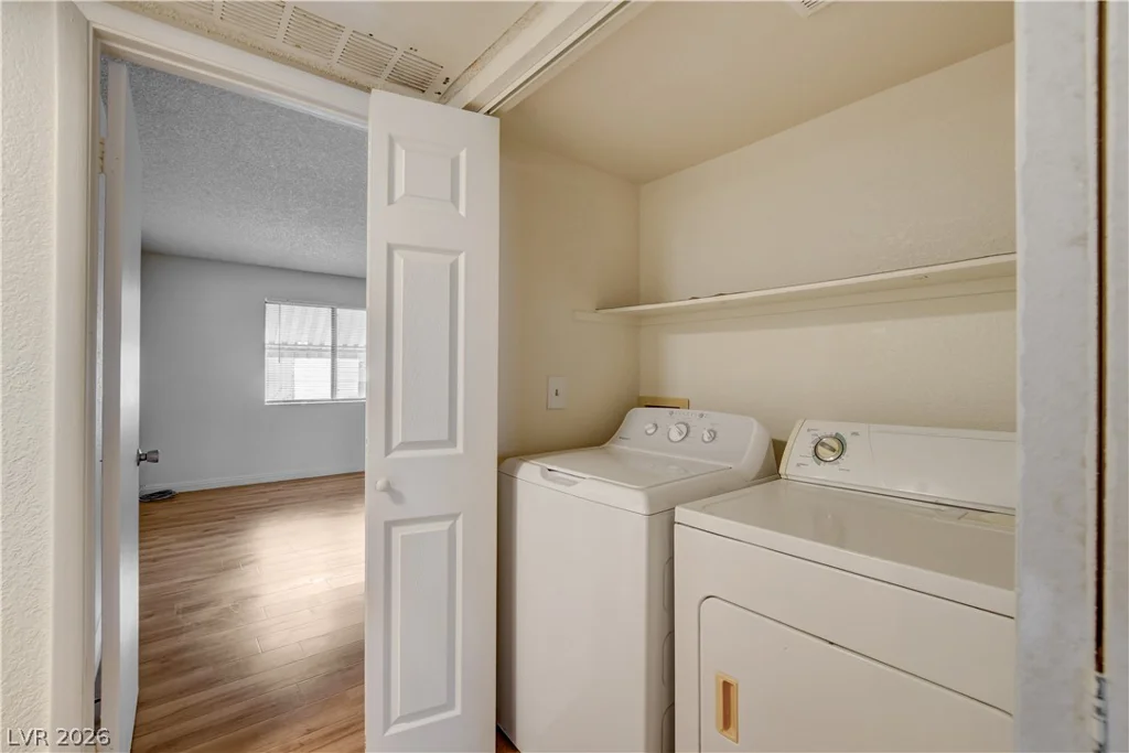 2713 Beaver Creek, Las Vegas, NV 89117