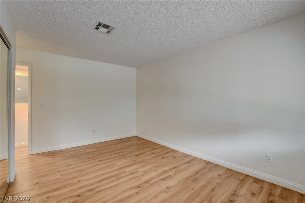 2713 Beaver Creek, Las Vegas, NV 89117