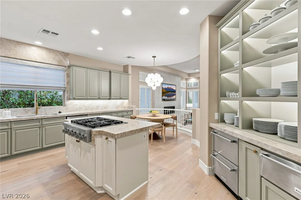 205 Aventura, Las Vegas, NV 89144