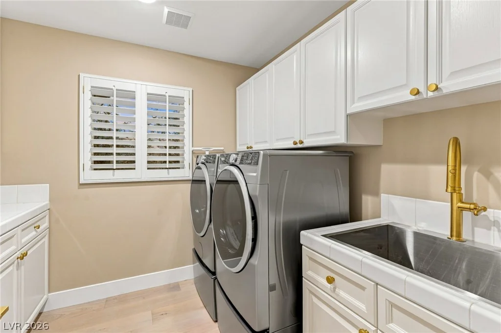 205 Aventura, Las Vegas, NV 89144