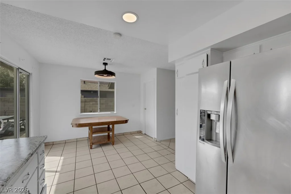 45 Sabino, Las Vegas, NV 89110