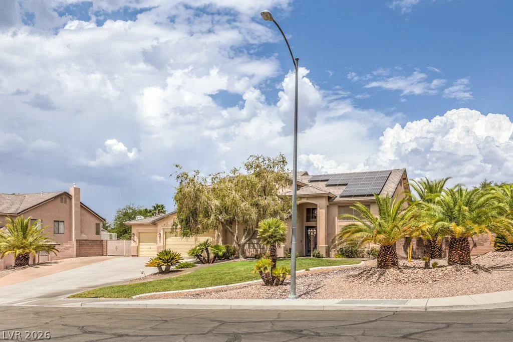 7064 New Moon, Las Vegas, NV 89110