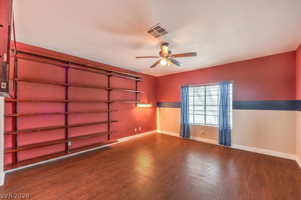 7064 New Moon, Las Vegas, NV 89110