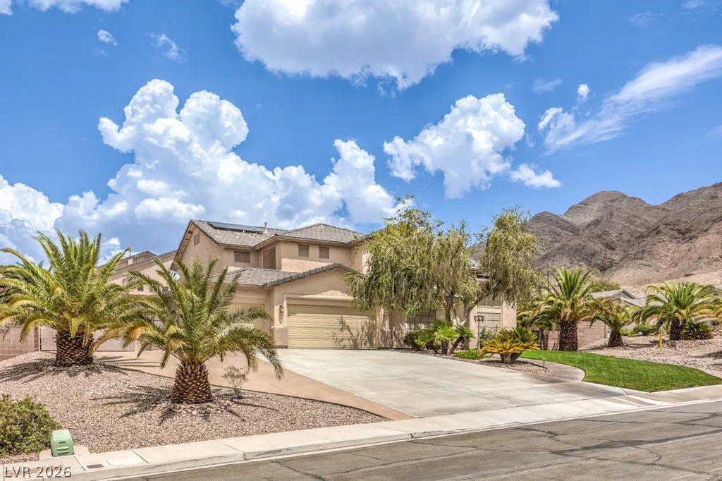7064 New Moon, Las Vegas, NV 89110