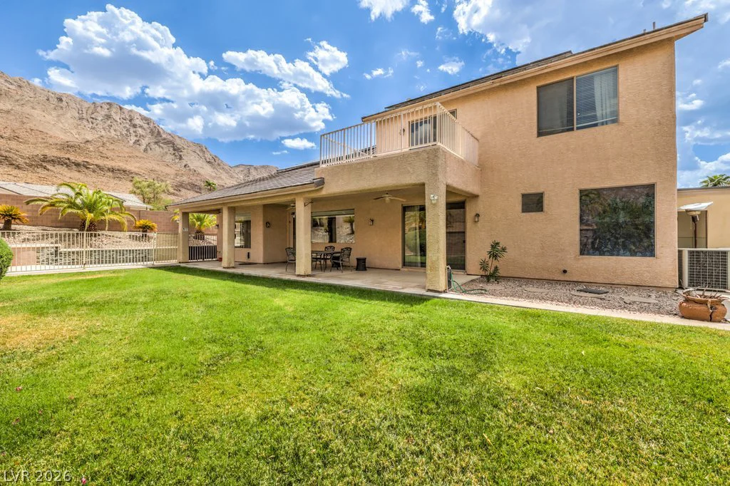 7064 New Moon, Las Vegas, NV 89110