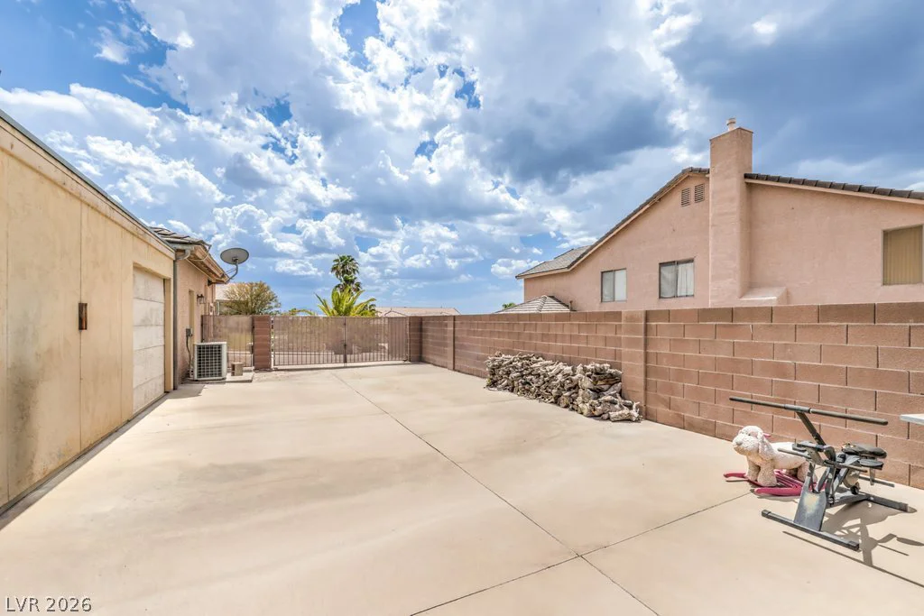 7064 New Moon, Las Vegas, NV 89110