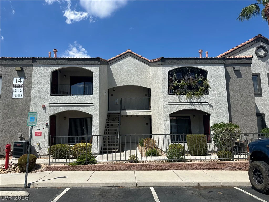 950 Seven Hills, Henderson, NV 89052