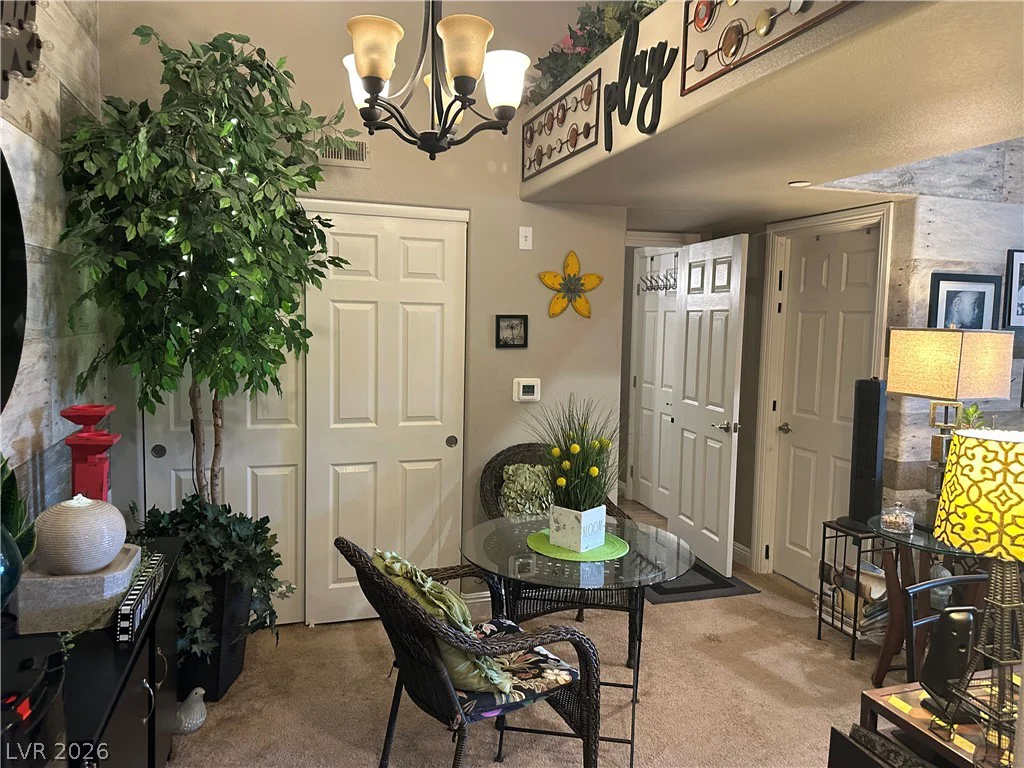 950 Seven Hills, Henderson, NV 89052