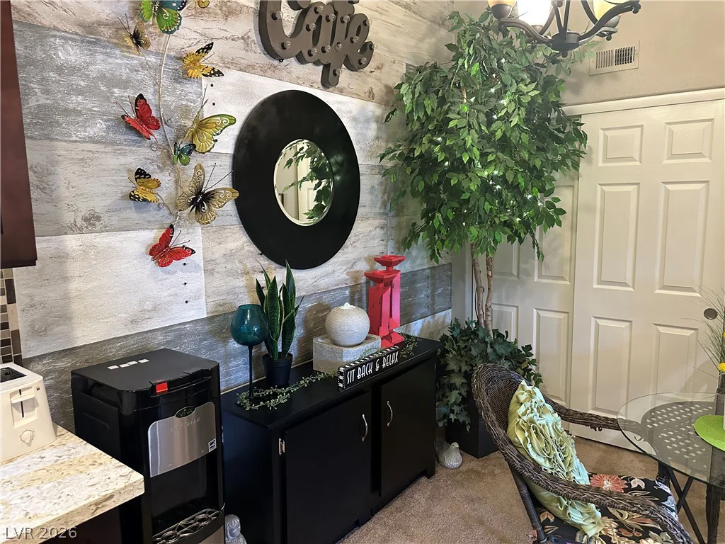 950 Seven Hills, Henderson, NV 89052