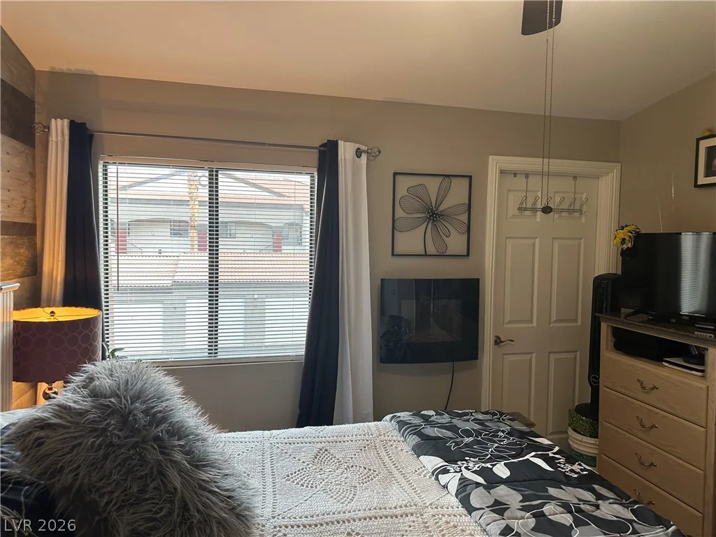 950 Seven Hills, Henderson, NV 89052