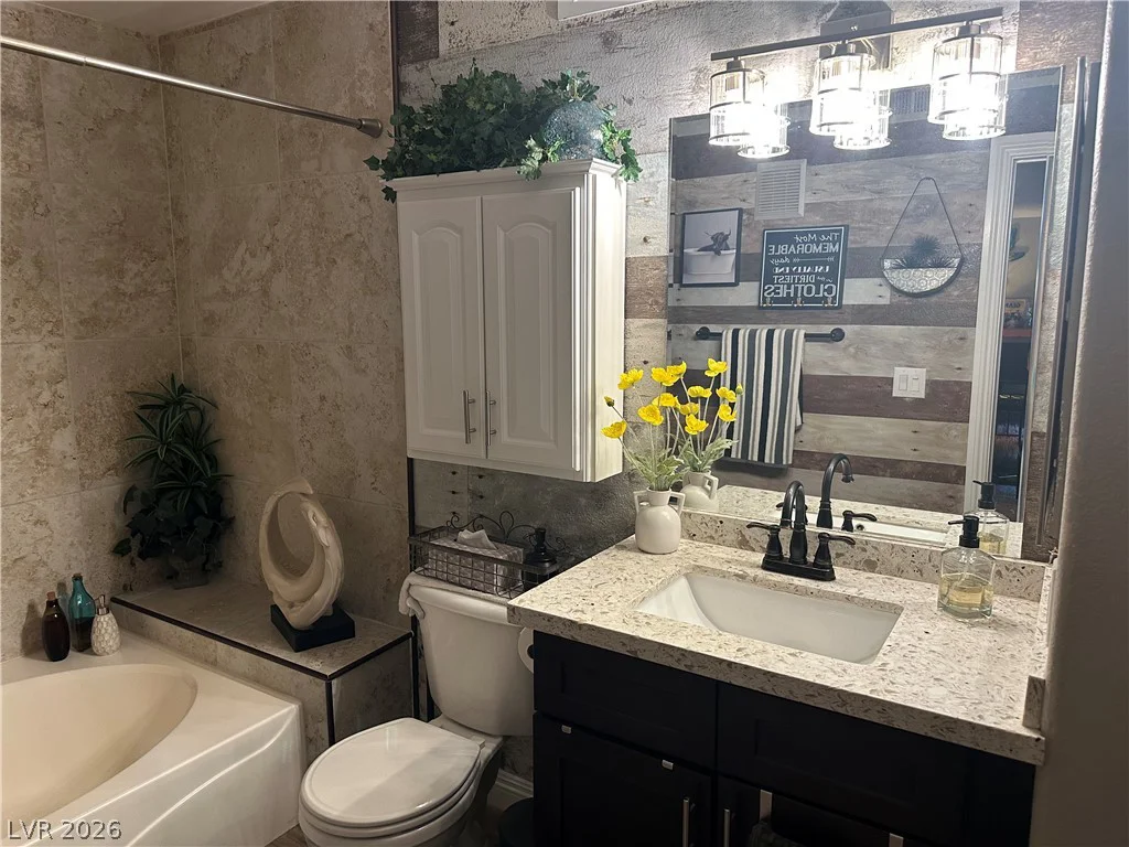 950 Seven Hills, Henderson, NV 89052