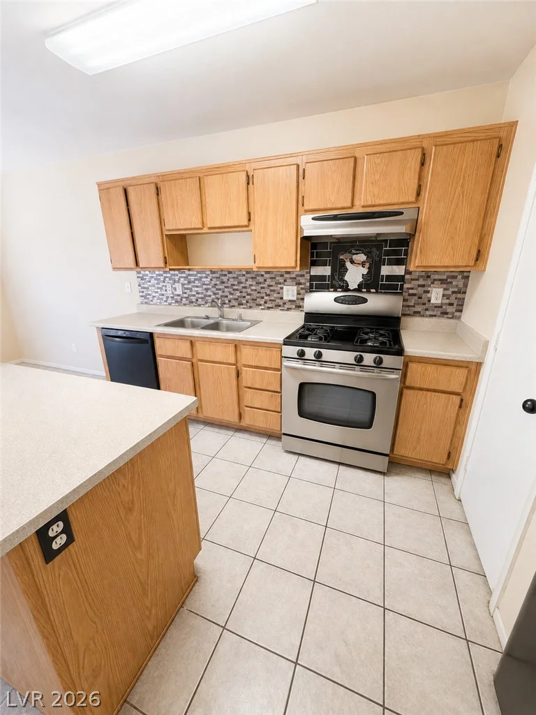 3114 Meadow Flower, North Las Vegas, NV 89031