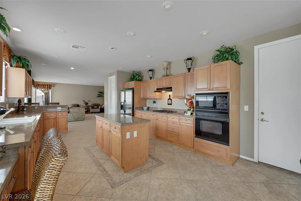 412 Via Sonador, Henderson, NV 89012