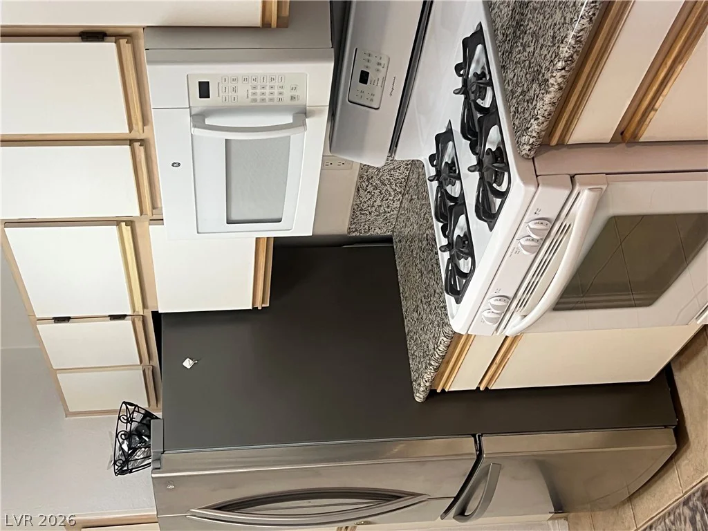 2200 Fort Apache, Las Vegas, NV 89117