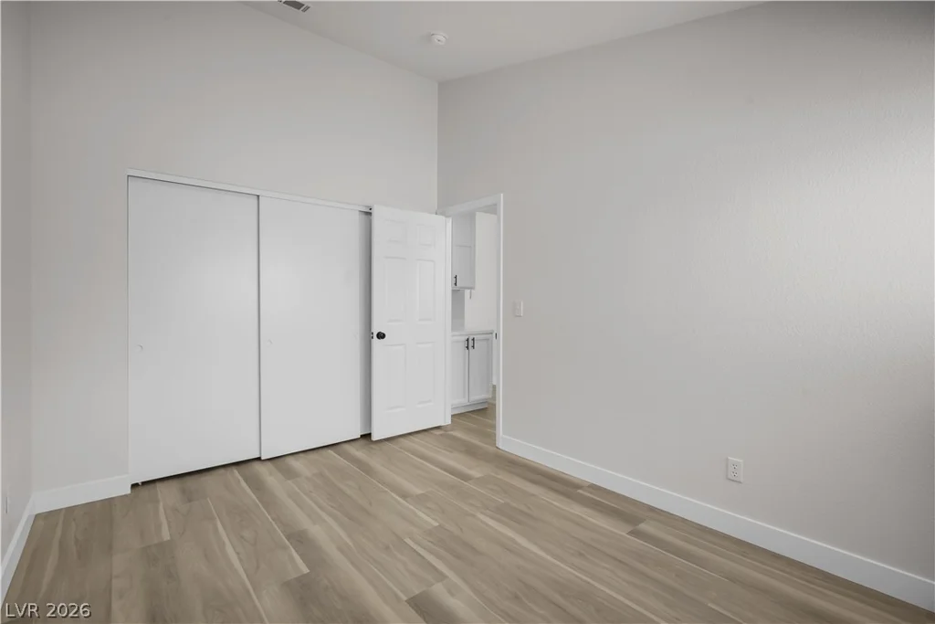 9713 Peacock Hill, Las Vegas, NV 89117