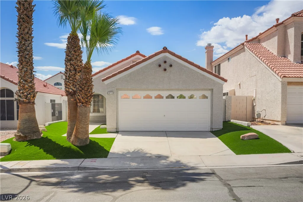 9713 Peacock Hill, Las Vegas, NV 89117