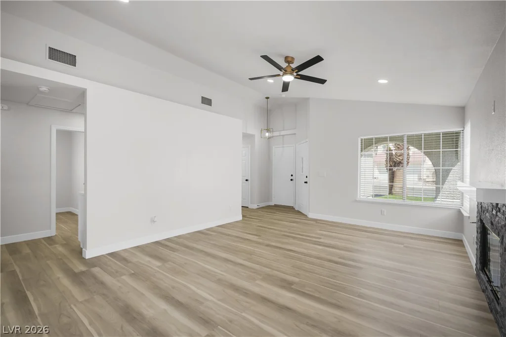 9713 Peacock Hill, Las Vegas, NV 89117