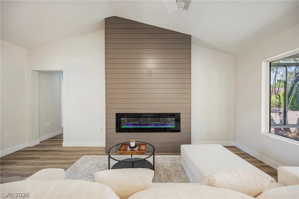 9009 Signal Terrace, Las Vegas, NV 89134