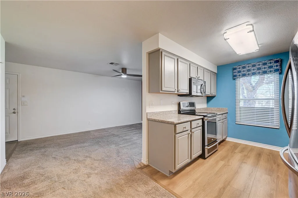 2451 Rainbow, Las Vegas, NV 89108
