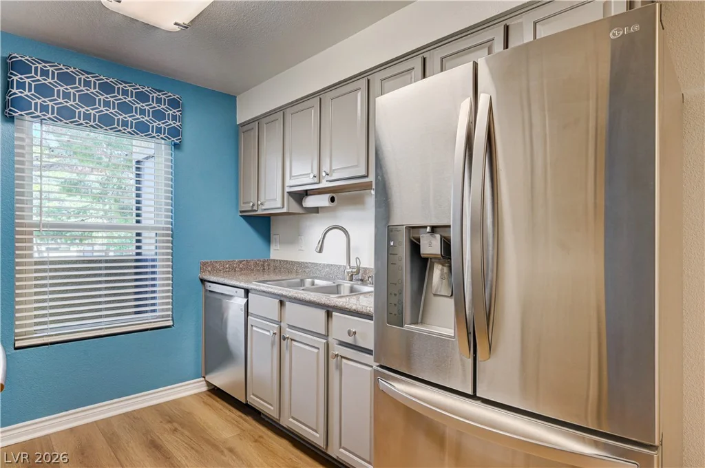 2451 Rainbow, Las Vegas, NV 89108