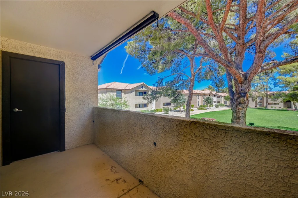 2451 Rainbow, Las Vegas, NV 89108