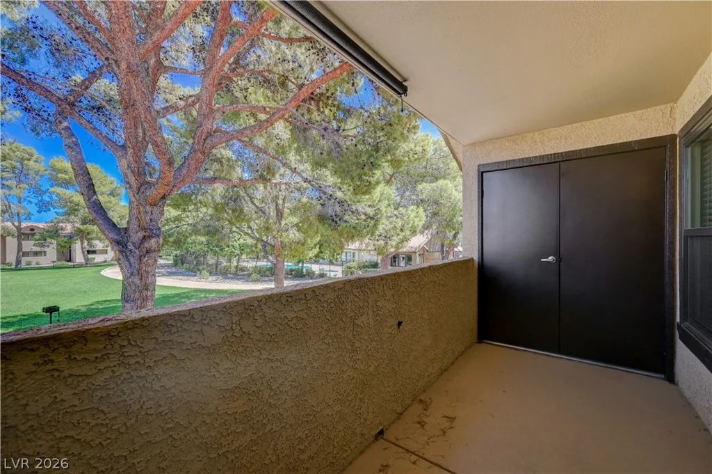 2451 Rainbow, Las Vegas, NV 89108