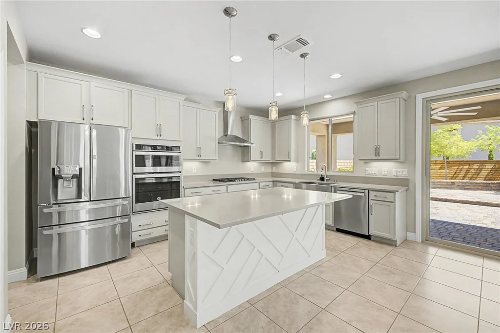 2568 Iron Crest, Las Vegas, NV 89138