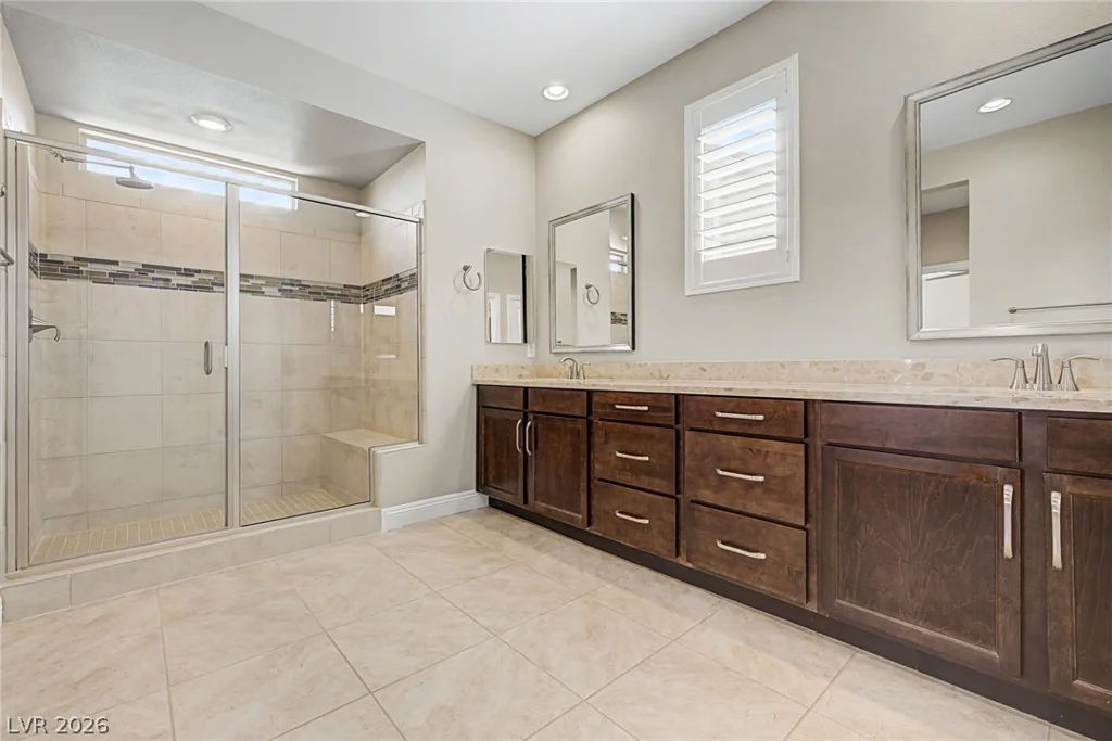 2568 Iron Crest, Las Vegas, NV 89138