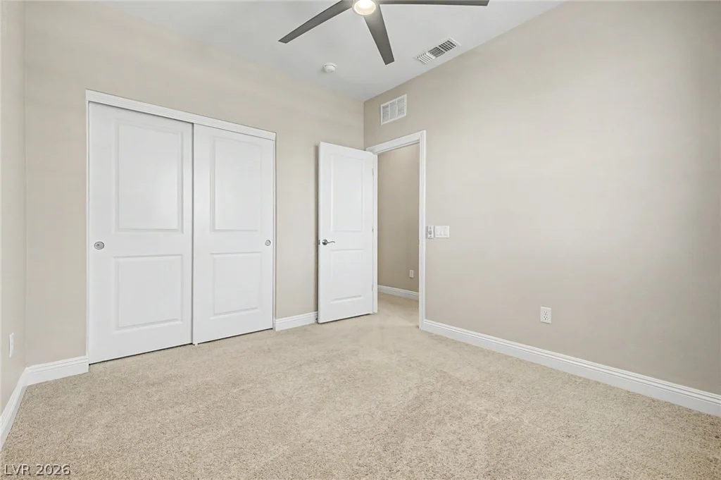 2568 Iron Crest, Las Vegas, NV 89138