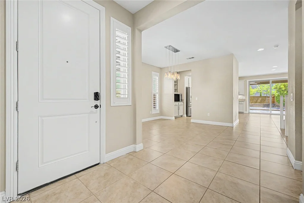 2568 Iron Crest, Las Vegas, NV 89138