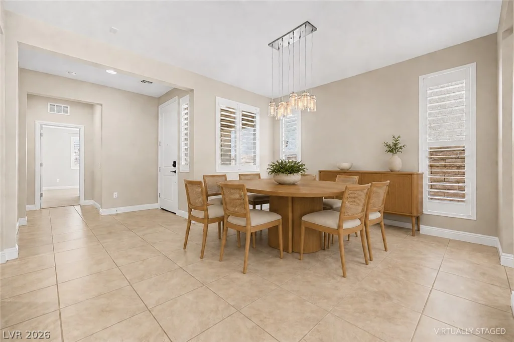 2568 Iron Crest, Las Vegas, NV 89138