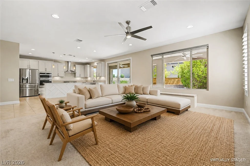 2568 Iron Crest, Las Vegas, NV 89138