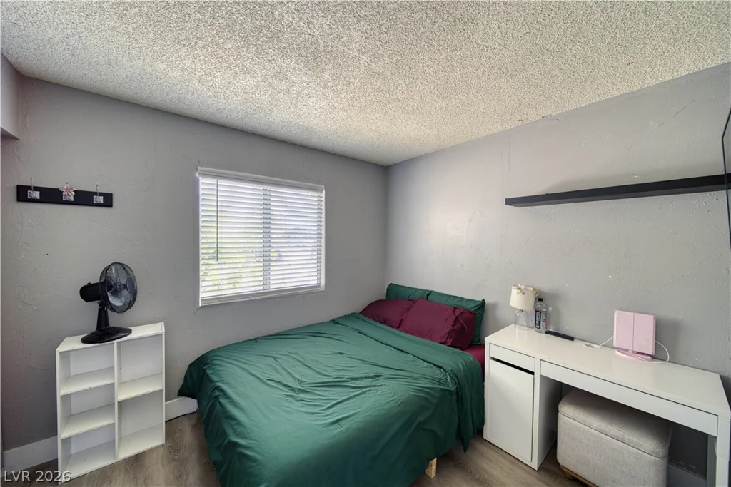 5233 Orinda, Las Vegas, NV 89120