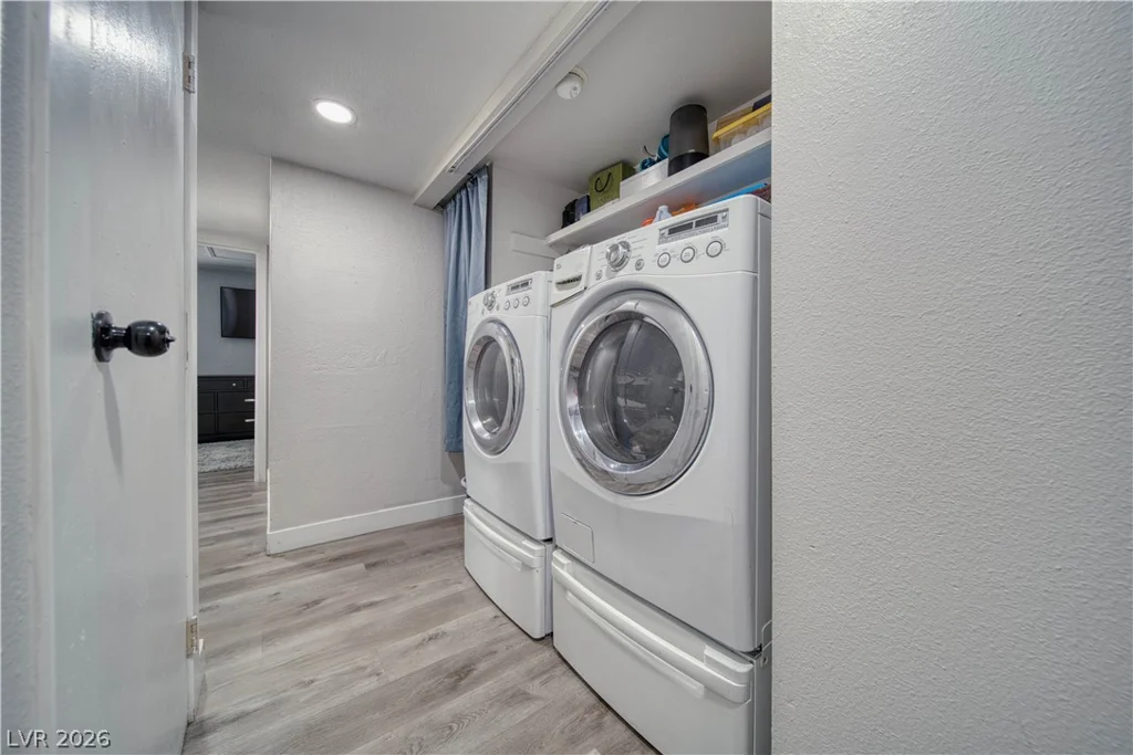 5233 Orinda, Las Vegas, NV 89120