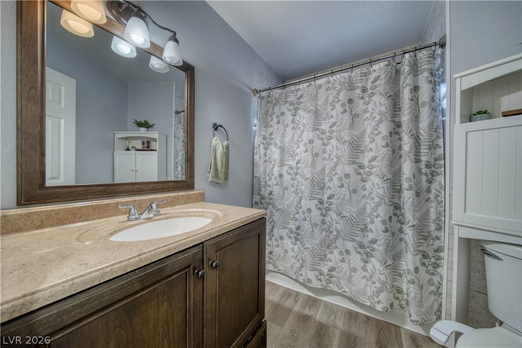 5233 Orinda, Las Vegas, NV 89120