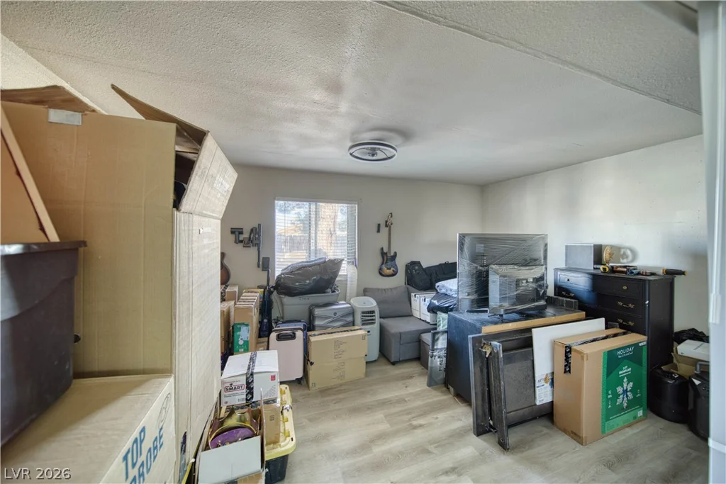 5233 Orinda, Las Vegas, NV 89120