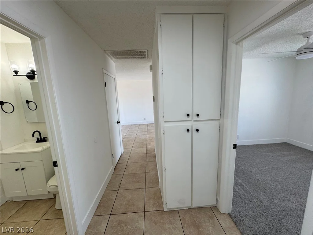 4048 Maple Hill, Las Vegas, NV 89115