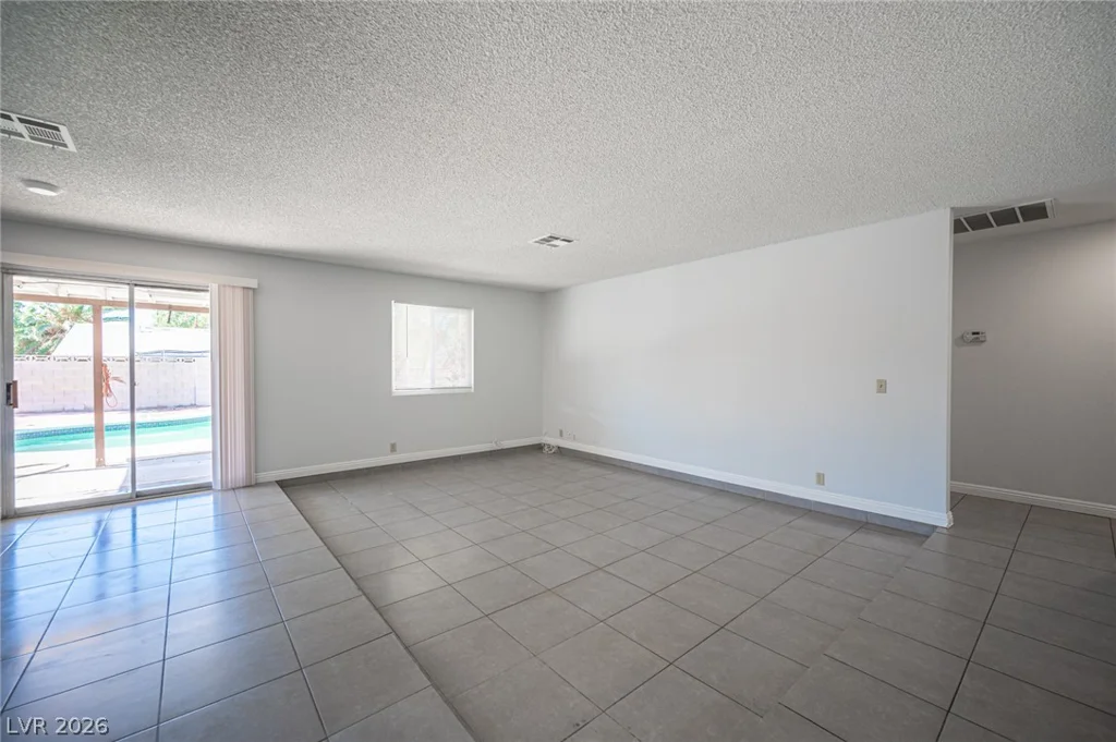 5142 Tahnee, Las Vegas, NV 89122