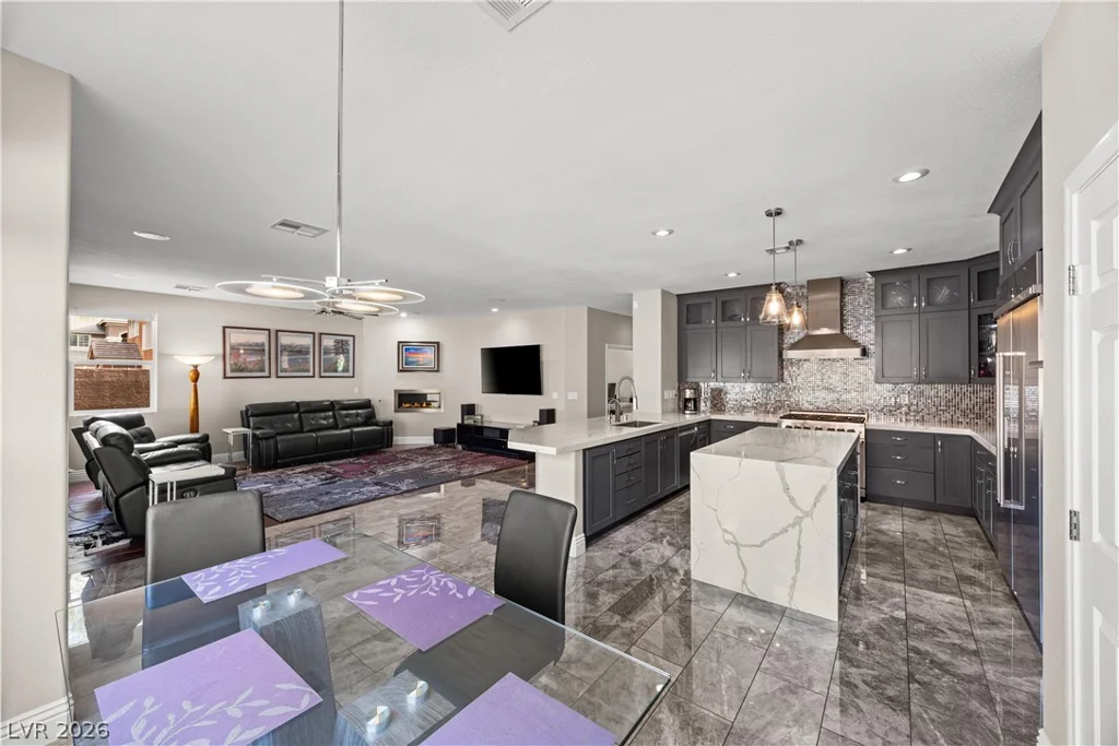 9413 Empire Rock, Las Vegas, NV 89143