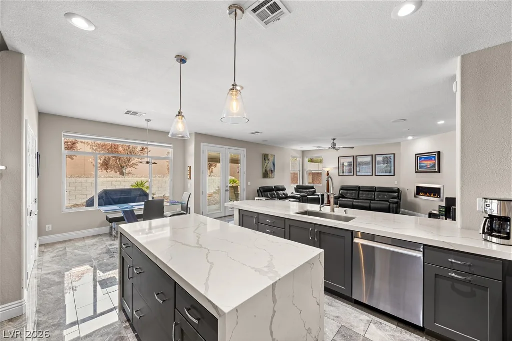 9413 Empire Rock, Las Vegas, NV 89143