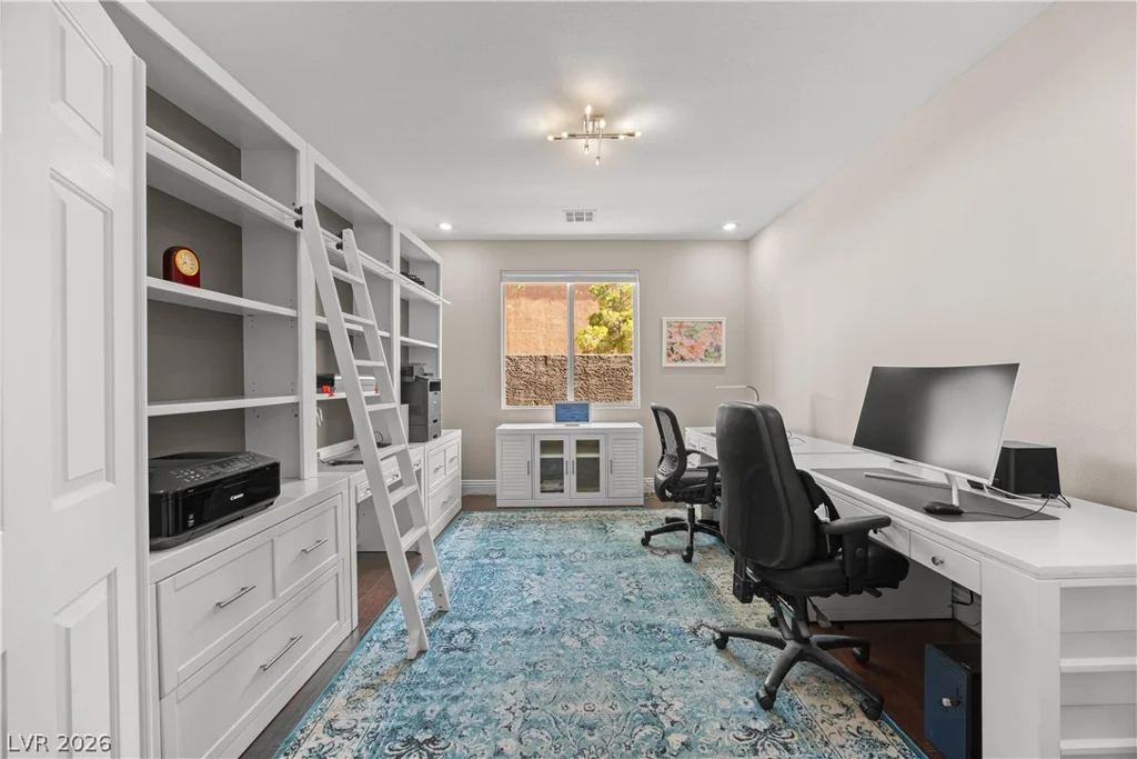 9413 Empire Rock, Las Vegas, NV 89143